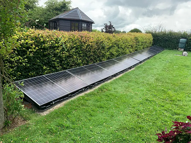 forever-green-energy-garden-solar-panels (1)